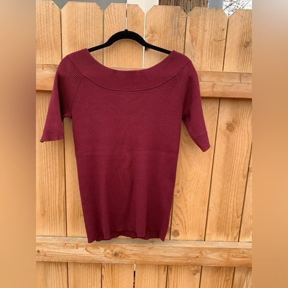 Gnw SHORT SLEEVE SCOOP NECK RIBBED RUBY RED MAROON BLOUSE SWEATER SZ XL - Picture 1 of 5